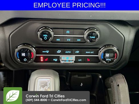 New 2025 Ford Bronco Big Bend w/ Black Diamond Package AWD/4WD image 21