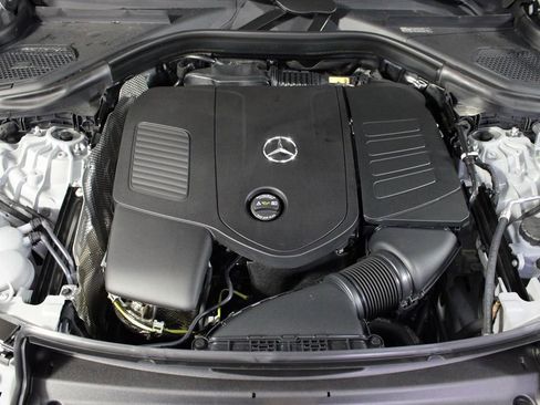 Certified 2025 Mercedes-Benz GLC 300 4MATIC image 35