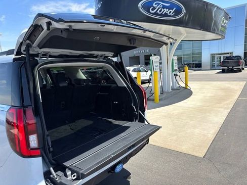 Used 2025 Ford Expedition Max Active AWD/4WD image 29