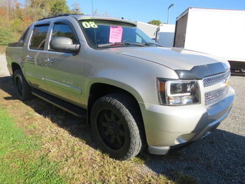 Used 2008 Chevrolet Avalanche LTZ w/ LTZ Preferred Equipment Group image 1