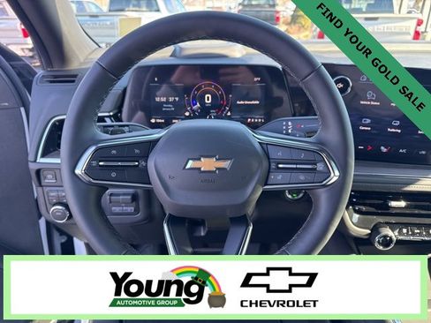 New 2026 Chevrolet Suburban LT w/ Comfort Package image 19