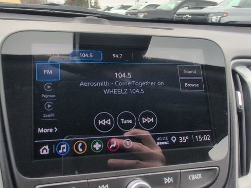 Used 2023 Chevrolet Malibu LT FWD image 26