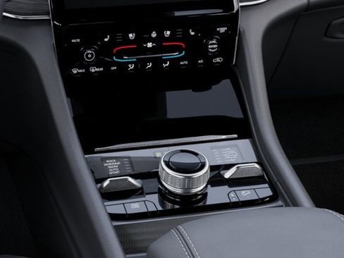 New 2025 Jeep Grand Cherokee Overland w/ Adv Protech Group III image 24