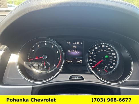 Used 2020 Volkswagen Atlas Cross Sport SE w/ Panoramic Sunroof Package AWD/4WD image 9