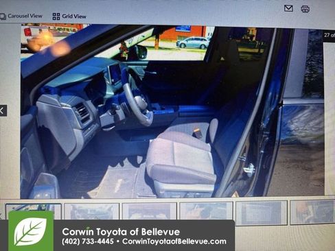 Used 2024 Nissan Rogue SV FWD image 14