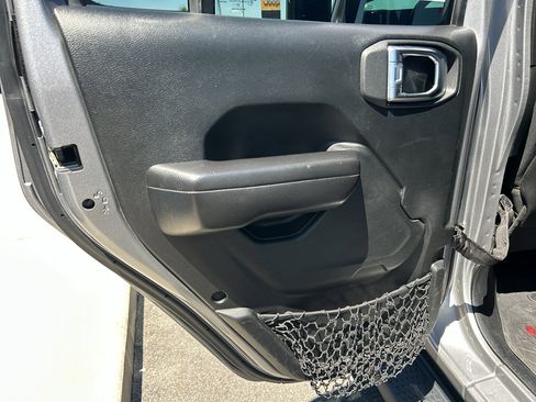 Used 2021 Jeep Wrangler Unlimited Rubicon image 21