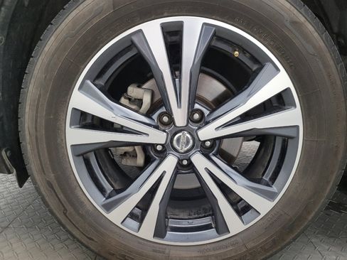 Used 2020 Nissan Rogue SV w/ Sun & Sound Touring Package FWD image 31