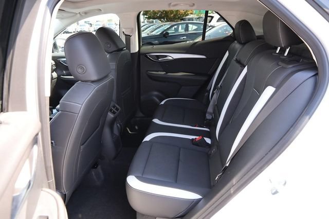 Used 2025 Buick Envision Sport Touring AWD/4WD image 11