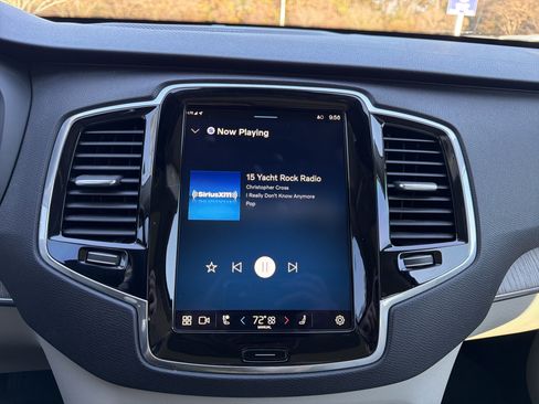 Certified 2023 Volvo XC90 B6 Plus w/ Protection Package Premier image 23