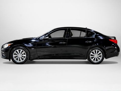 Used 2016 INFINITI Q50 3.0t Premium w/ 3.0T Premium Plus Package RWD image 9