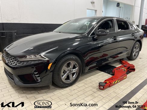 Used 2022 Kia K5 LXS image 1