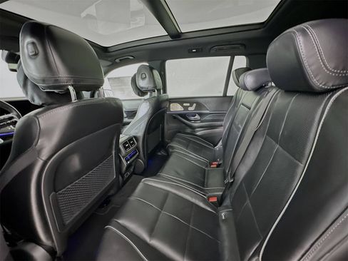 New 2026 Mercedes-Benz GLS 580 4MATIC image 27