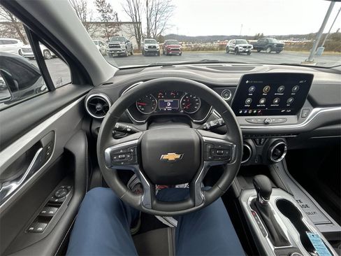 Used 2023 Chevrolet Blazer LT w/ Convenience Package image 11