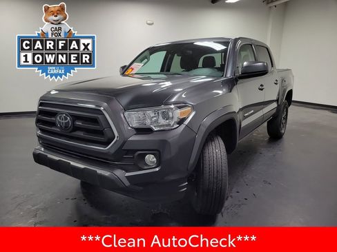 Used 2022 Toyota Tacoma SR5 image 4
