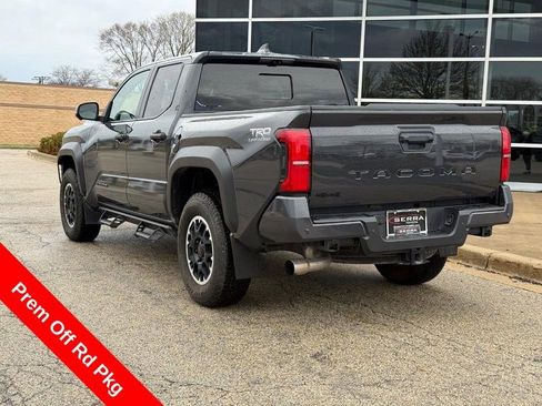 Used 2024 Toyota Tacoma TRD Off-Road w/ TRD Off Road Premium Package AWD/4WD image 5
