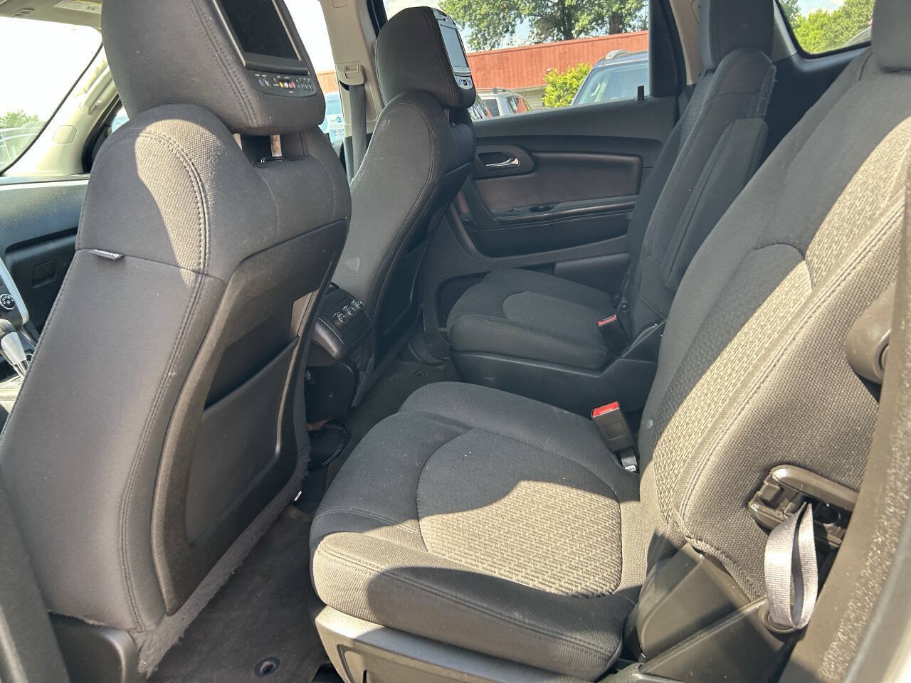 Used 2011 Chevrolet Traverse LT w/ Personal Connectivity Package FWD image 9