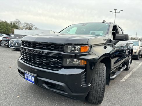 Certified 2022 Chevrolet Silverado 1500 Custom w/ LPO, Dark Essentials Package image 4