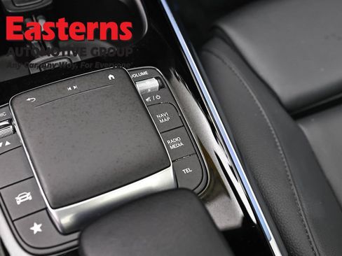 Used 2023 Mercedes-Benz GLA 250 4MATIC w/ Premium Package image 22
