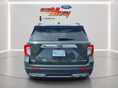 Used 2023 Ford Explorer XLT w/ Equipment Group 202A AWD/4WD image 6