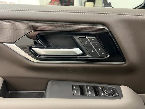 New 2026 GMC Yukon XL Elevation image 7