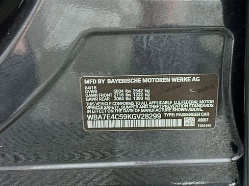 Used 2019 BMW 740i xDrive AWD/4WD image 33