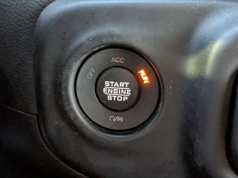 Used 2021 Jeep Gladiator Rubicon image 29