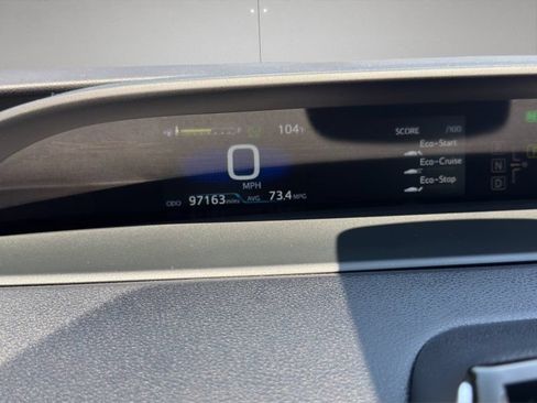 Used 2021 Toyota Prius Prime LE FWD image 15