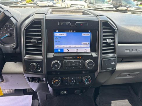 Used 2019 Ford F250 XLT w/ Snow Plow Prep Package AWD/4WD image 19
