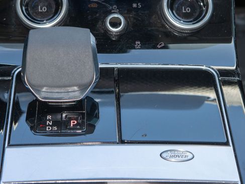 Used 2021 Land Rover Range Rover Velar S image 24