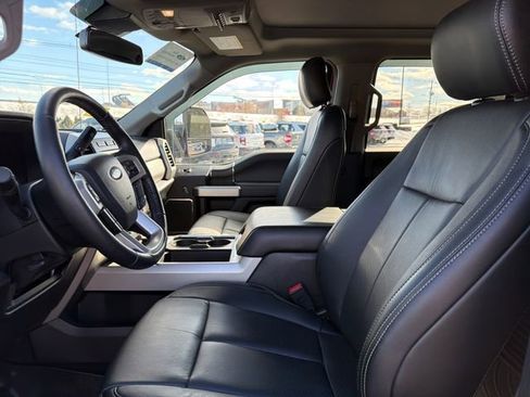 Certified 2020 Ford F350 Lariat w/ Chrome Package image 9