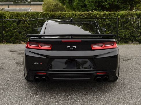 Used 2017 Chevrolet Camaro ZL1 RWD image 9