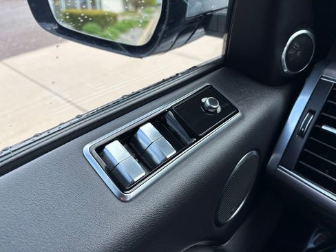 Used 2019 Land Rover Range Rover Sport HSE AWD/4WD image 24