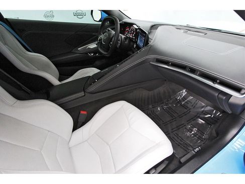 Used 2024 Chevrolet Corvette Stingray Coupe w/ Z51 Performance Package image 7