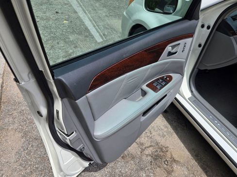Used 2008 Toyota Avalon Touring FWD image 9