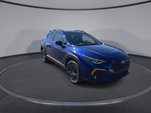 Used 2025 Subaru Crosstrek 2.5i Sport w/ Crosstrek Mirror Package AWD/4WD image 3