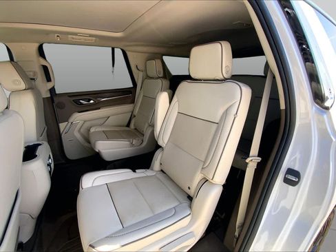 Used 2023 GMC Yukon Denali AWD/4WD image 21