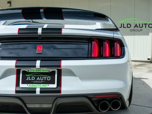 Used 2019 Ford Mustang Shelby GT350R w/ GT350R Equipment Group 920A RWD image 34