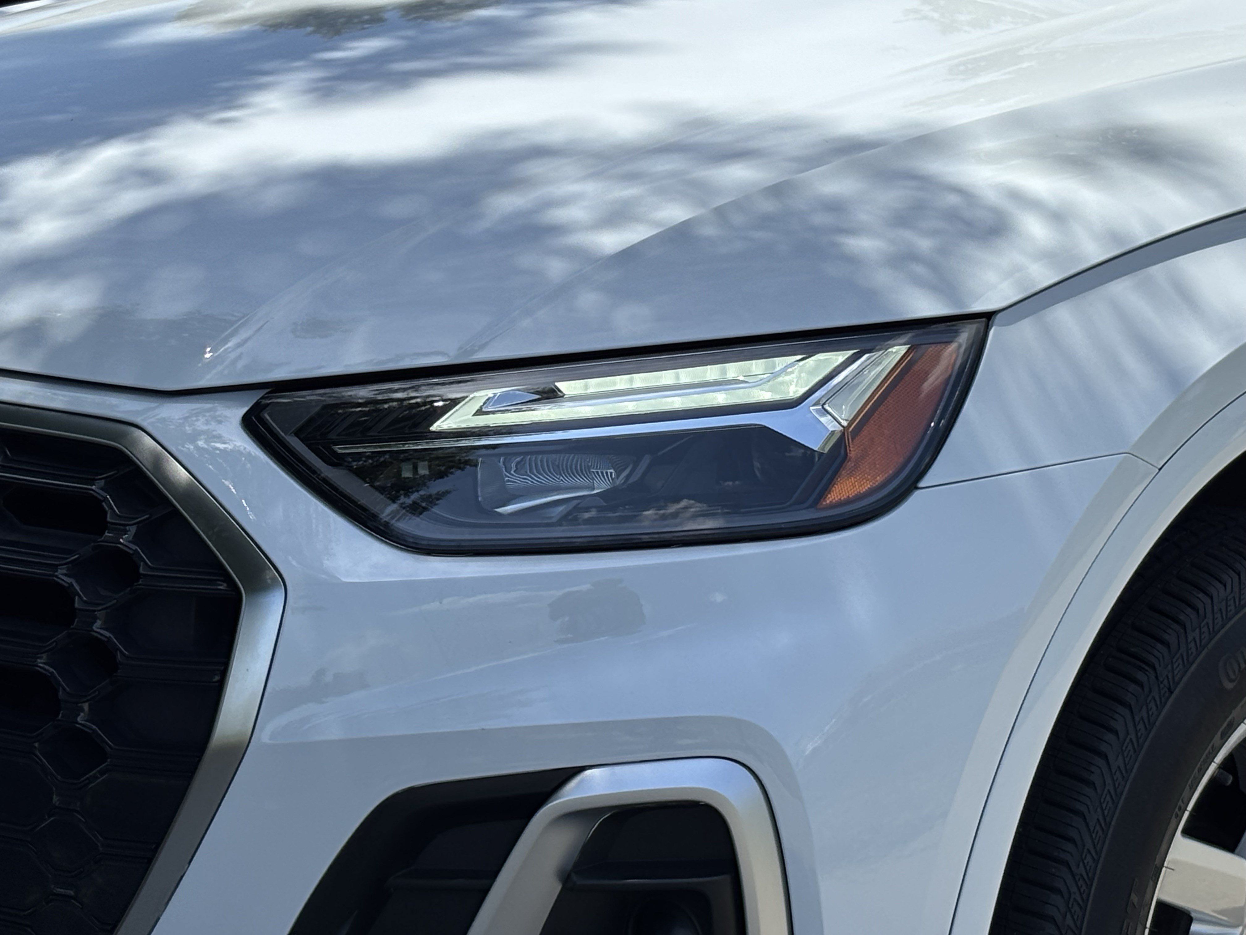 Certified 2023 Audi Q5 2.0T Premium w/ Convenience Package AWD/4WD image 6