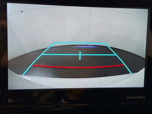 Used 2021 Toyota Corolla SE image 19