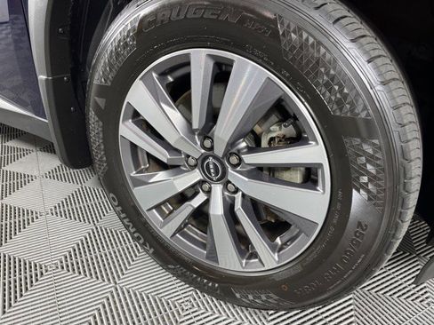 Used 2022 Nissan Pathfinder SL AWD/4WD image 11