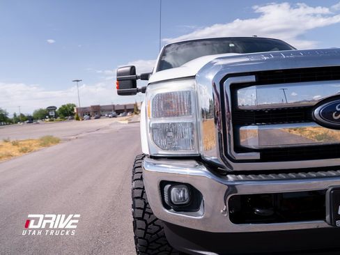 Used 2012 Ford F350 Lariat w/ Lariat Interior Pkg image 7