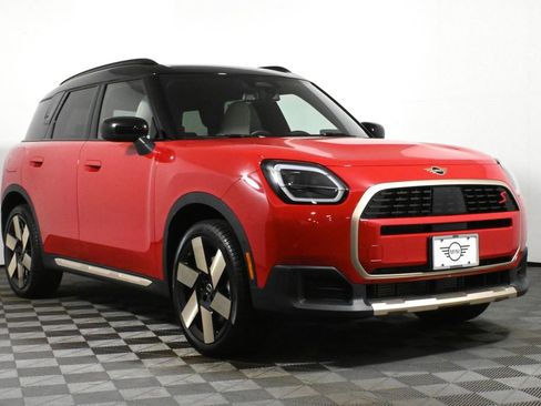 Certified 2025 MINI Cooper Countryman S image 9