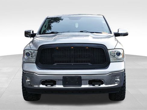 Used 2016 RAM 1500 Laramie w/ Convenience Group image 9