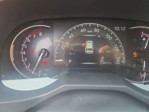 Used 2025 Toyota RAV4 XLE w/ Convenience Package image 5