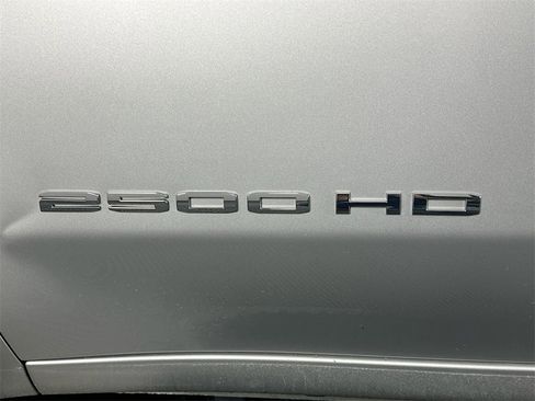 Used 2021 GMC Sierra 2500 4x4 Crew Cab w/ Convenience Package image 26