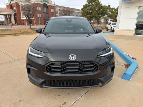 New 2026 Honda HR-V Sport image 2