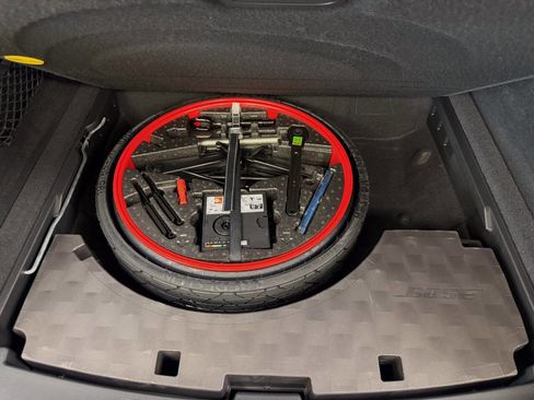 Used 2025 Porsche Cayenne GTS image 71