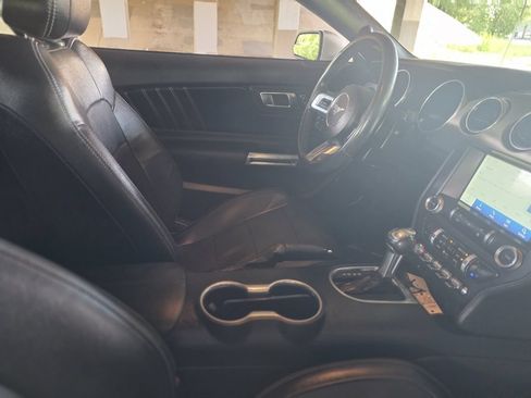 Used 2019 Ford Mustang Premium RWD image 21