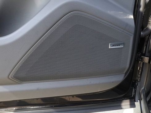 Used 2023 Porsche Cayenne Platinum Edition AWD/4WD image 29