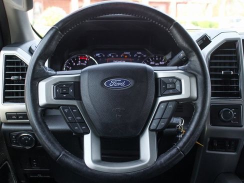 Used 2020 Ford F250 Lariat w/ Lariat Value Package AWD/4WD image 20